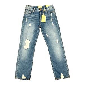 L.T.J Size 27 Distressed Straight Leg Crop/Ankle Jeans Medium Wash Color.